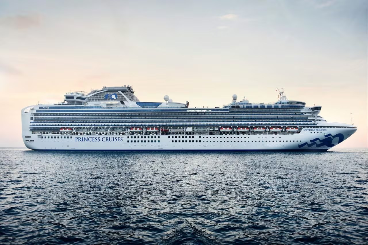SAPPHIRE PRINCESS - sluÅ¾bena fotografija broda